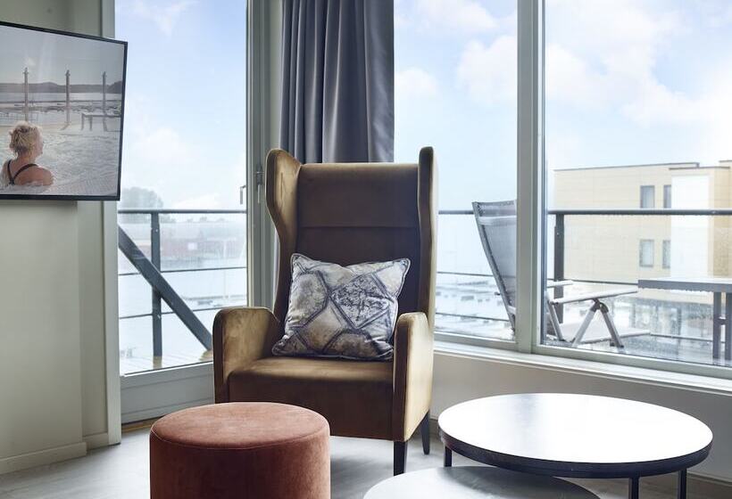 高级套房带海景, Son Spa