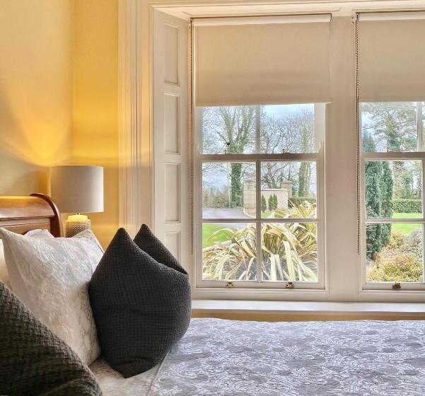 디럭스 룸, Bailey S Court, Guest Accommodation