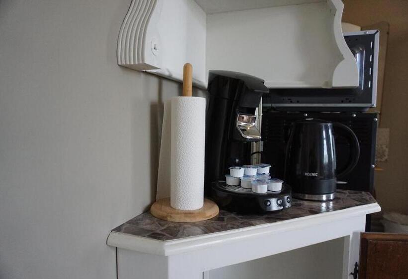 חדר דלוקס, De Bezige Bij