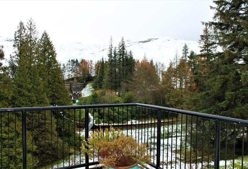 家庭套房, Loch Arklet House