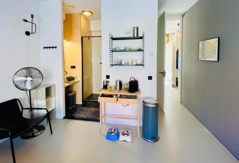 اتاق لوکس, Private Studio With Free Car Parking