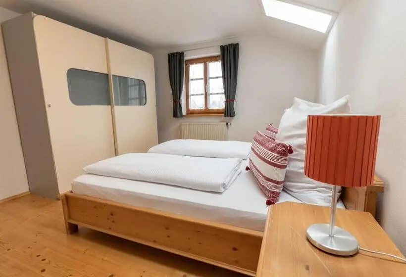 Huoneisto 1 Makuuhuone Näkymä, Ammergau Lodge