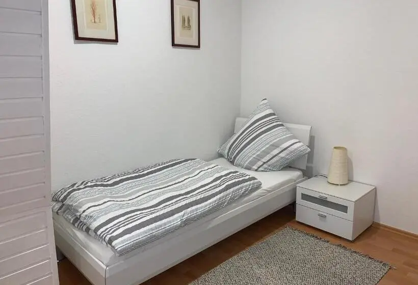 1階の1ベッドルームアパートメント, Appartement Höhscheid