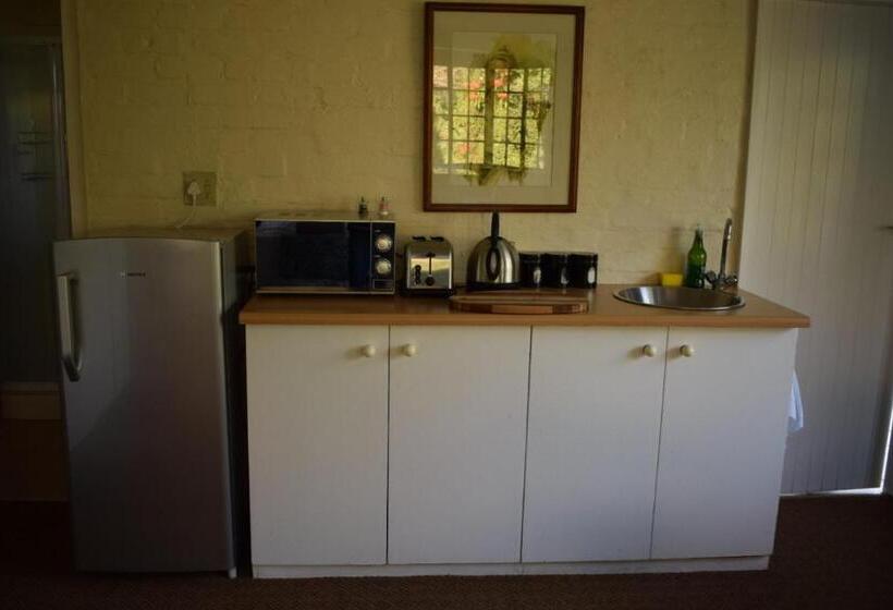 סוויטה משפחתית, Hilton Bella Vista