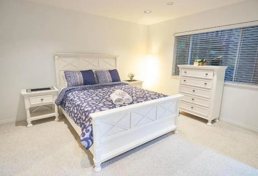 سوییت لوکس, Beautiful Modern Suite