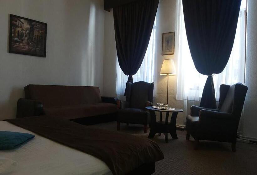 スタンダードトリプルルーム, Vila Micul Castel