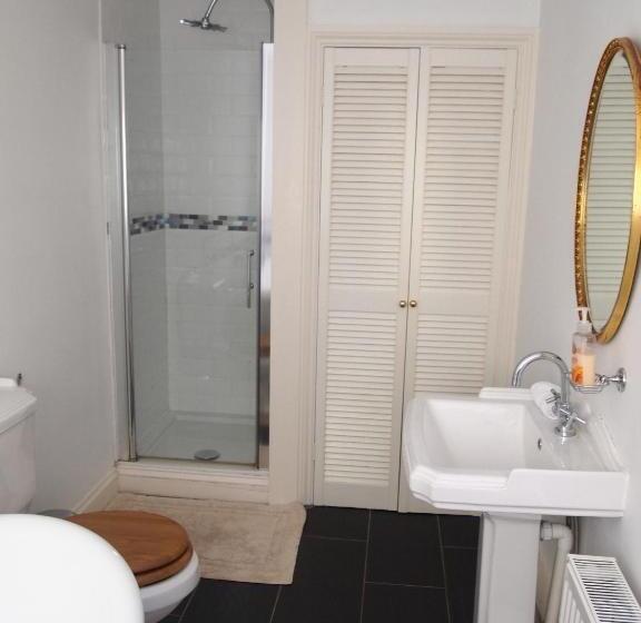 Номер Стандарт, Abbots Leigh B&b