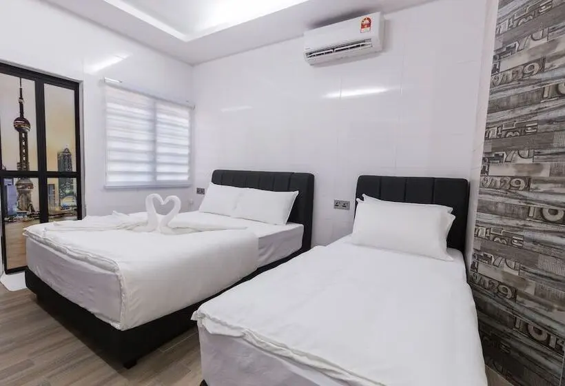 デラックストリプルルーム, Lee Luxury Home, Usm Penang