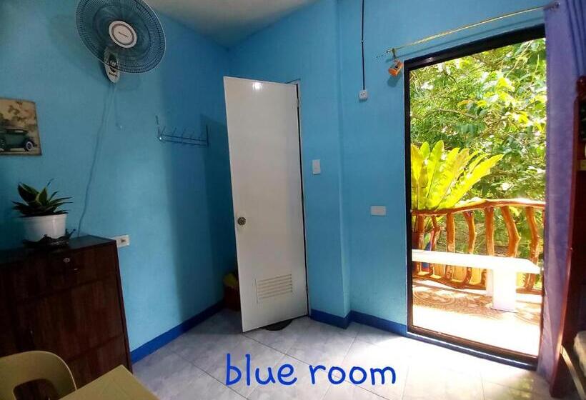 اتاق استاندارد با تراس, Ryj S Inn