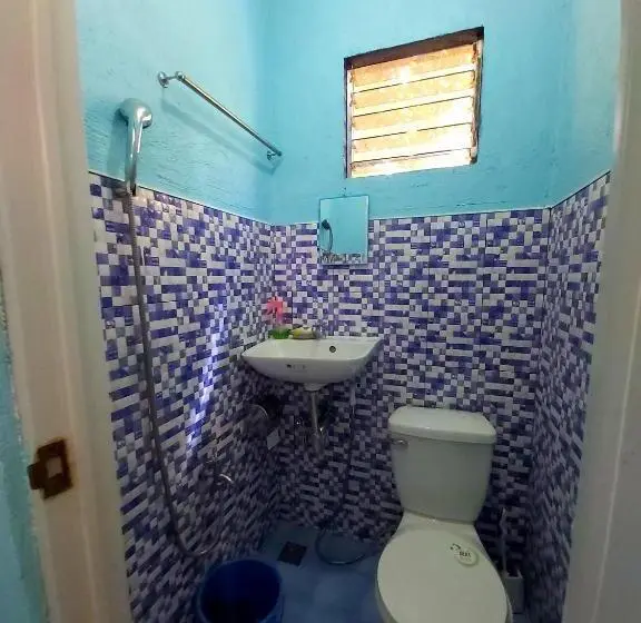 اتاق استاندارد با تراس, Ryj S Inn