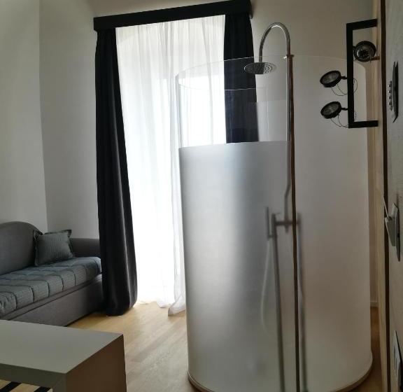 سوییت با چشمانداز دریا, B&b Vistazzurra   Casa Saldarelli