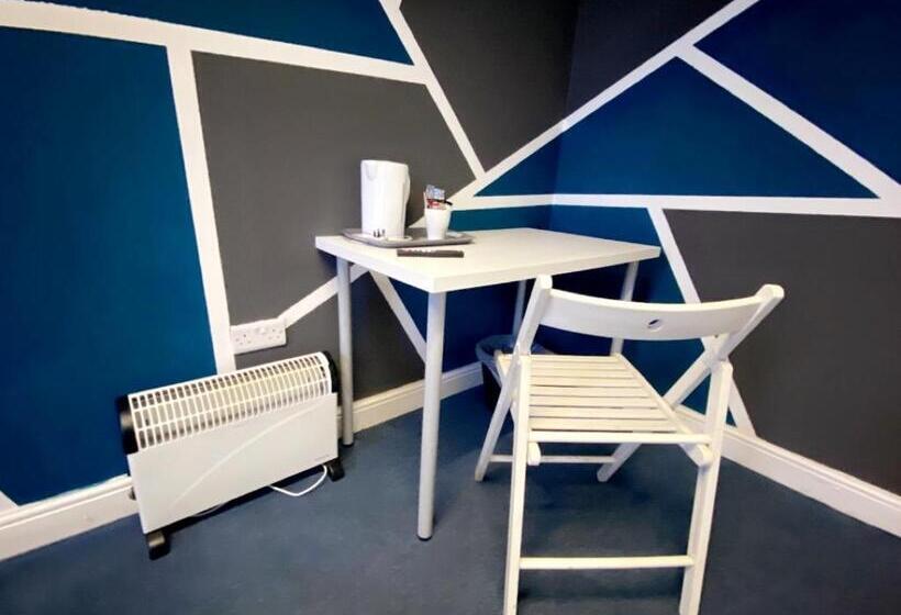 חדר סטנדרט חדר אמבטיה משותף, Kings Hotel Blackburn