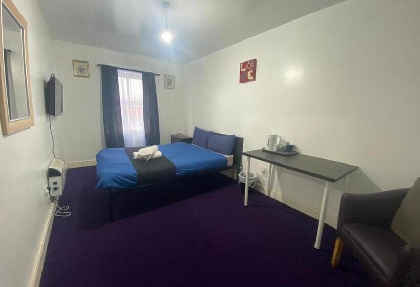 חדר סטנדרט חדר אמבטיה משותף, Kings Hotel Blackburn