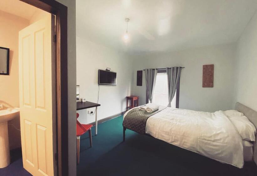 Номер Стандарт, Kings Hotel Blackburn