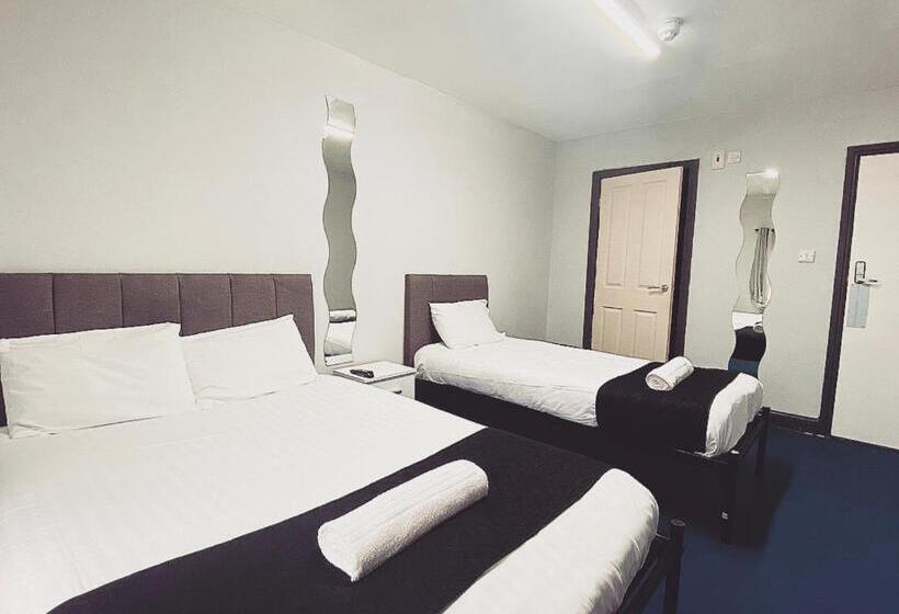 Номер Стандарт, Kings Hotel Blackburn