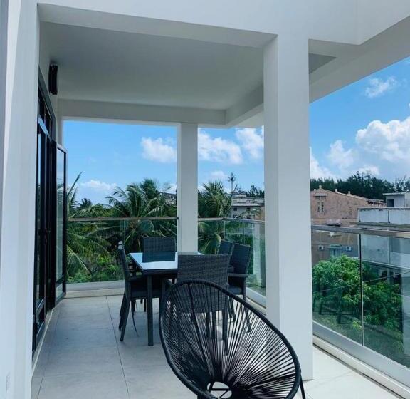 آپارتمان 2 خوابه, Palm Biche Residence