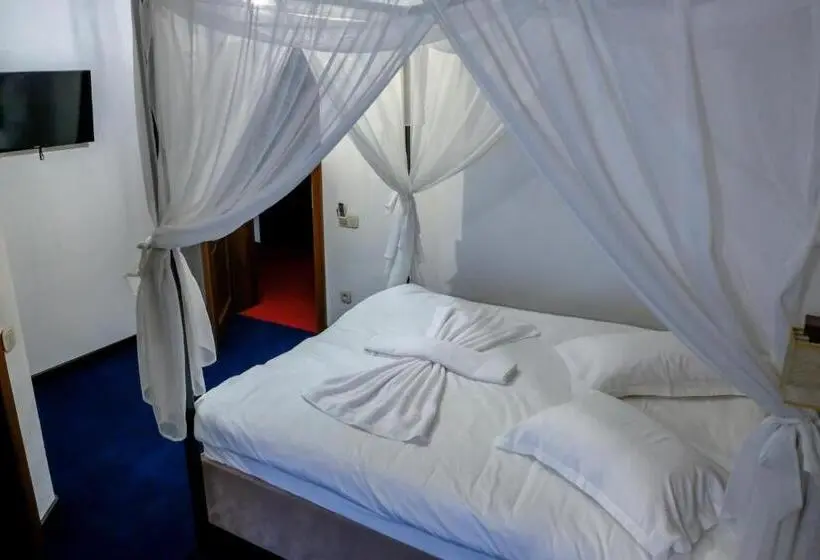 デラックスルーム, Boutique Hotel Doftana Nature Events