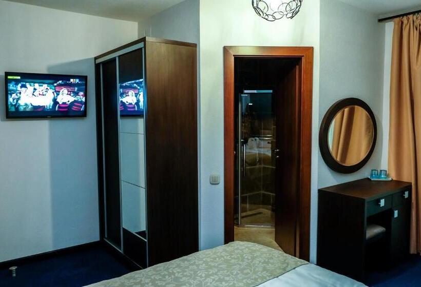 Семейный Номер, Boutique Hotel Doftana Nature Events