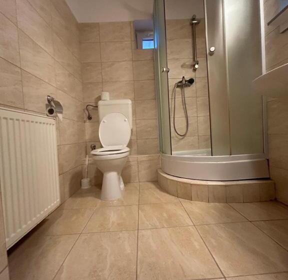 غرفة قياسية, Motel Al Capone