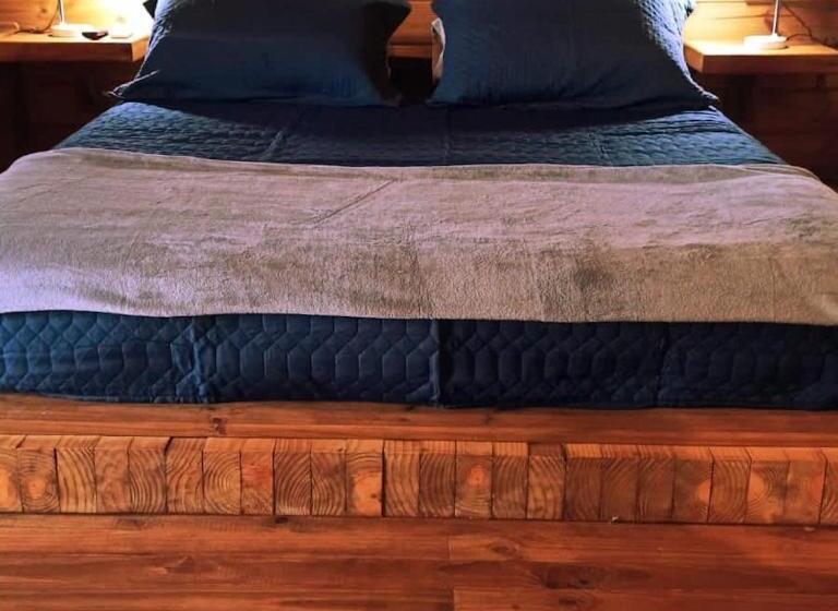 کلبه ییلاقی, Pousada Chalé Suiço Bombinhas