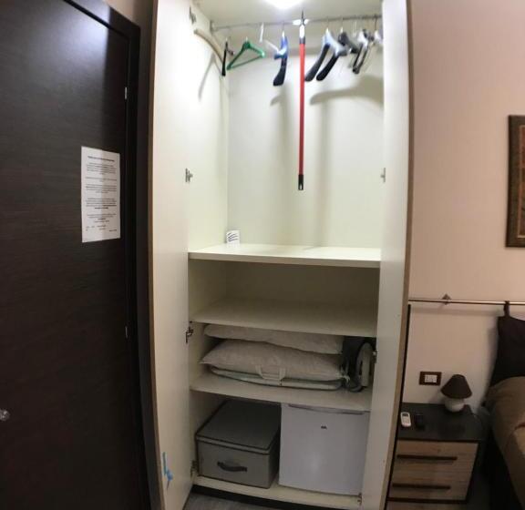 标准三人间, Da Gianni E Bea