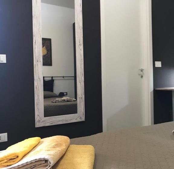 标准三人间, Da Gianni E Bea