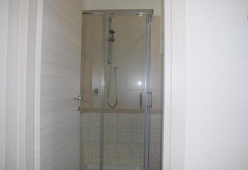 اتاق خانوادگی, B&b Eden Ogliastra