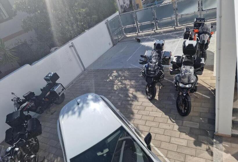 패밀리 룸, B&b Eden Ogliastra