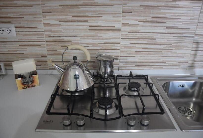 스탠다드 스튜디오, B&b Eden Ogliastra