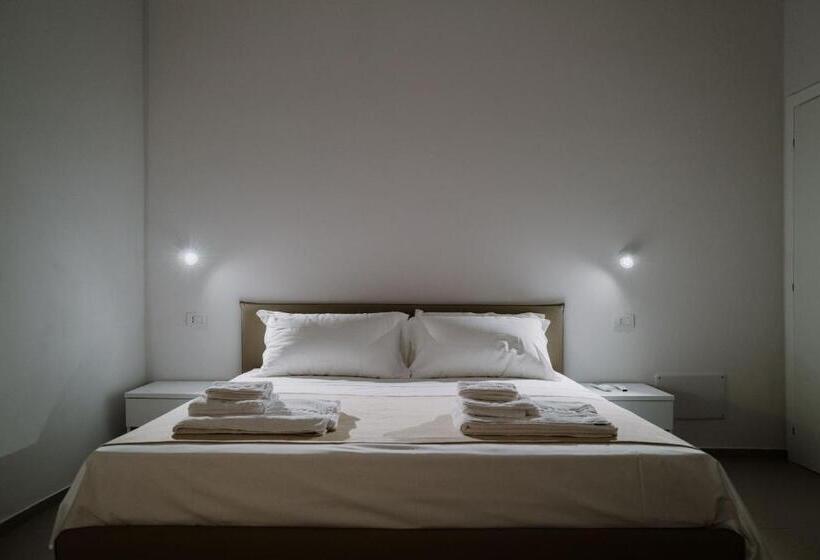 غرفة ديلوكس, Maisonme