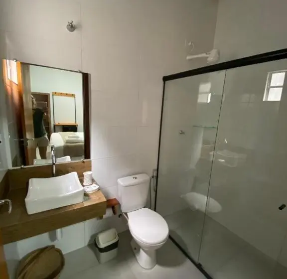 Deluxe Kolmen Hengen Huone, Pousada Maktub