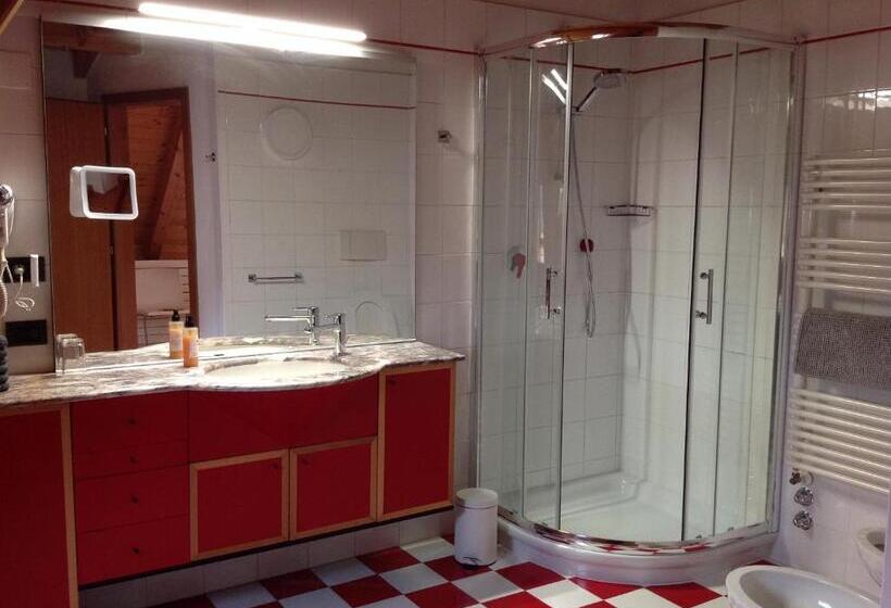 패밀리 룸, Villas