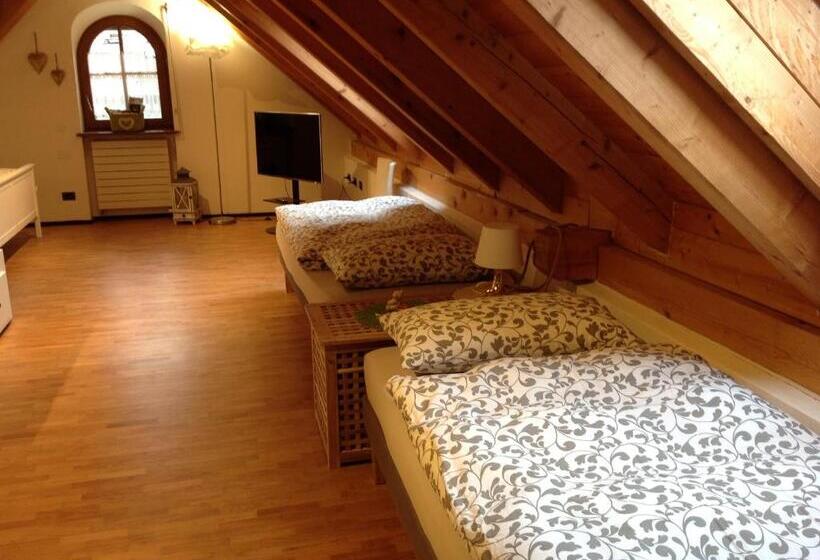 패밀리 룸, Villas