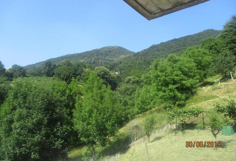 带阳台的三人标准间, B&b Le Civette