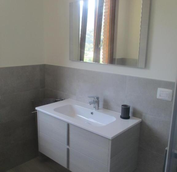 带阳台的三人标准间, B&b Le Civette