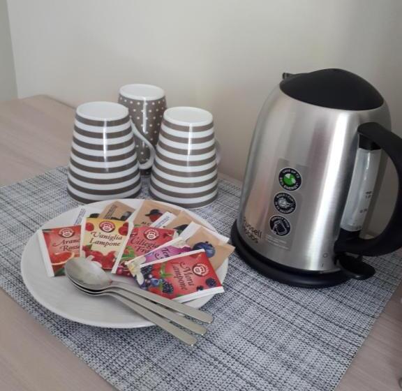 四人标准间, B&b Le Civette