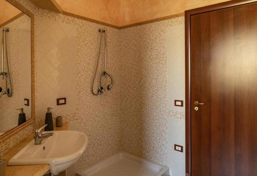 デラックスルーム, B&b Salerno