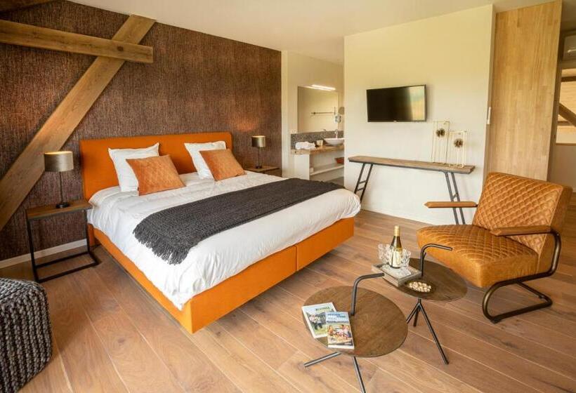 Номер Deluxe с Балконом, Oversteekhof