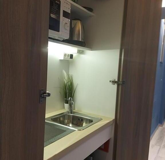 اتاق استاندارد سه نفره, Centralcityrooms