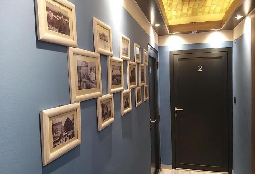 اتاق استاندارد سه نفره, Centralcityrooms