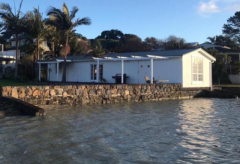 Bangalô Standard, The Boat House