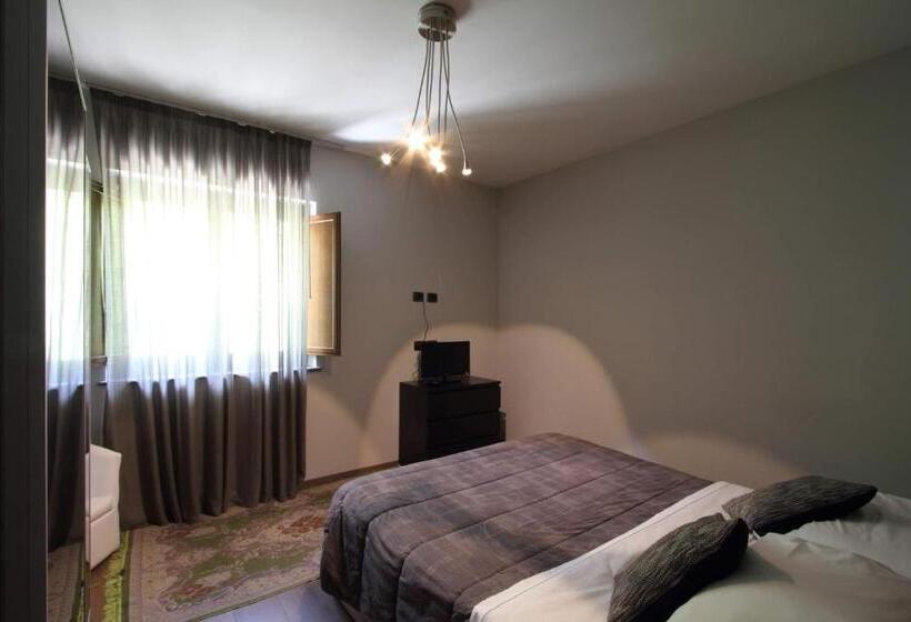 سوییت, Il Ruscello Rooms And Luxury Suite