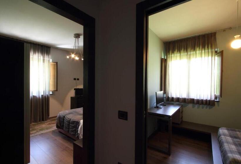 سوییت, Il Ruscello Rooms And Luxury Suite