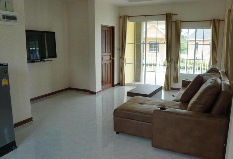 스탠다드 방갈로 침실 2개, Evie Mae Resort