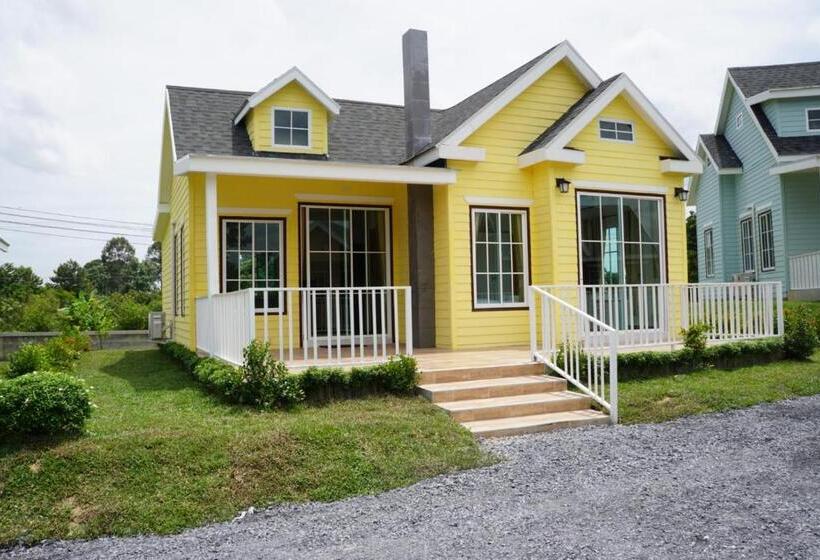 스탠다드 방갈로 침실 2개, Evie Mae Resort