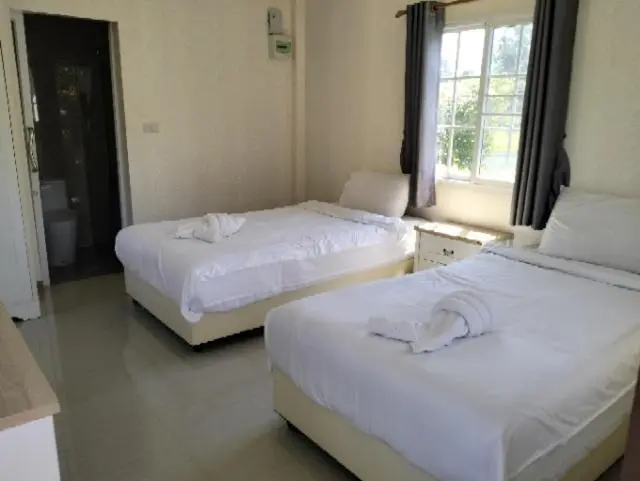 スタンダードルーム, Evie Mae Resort