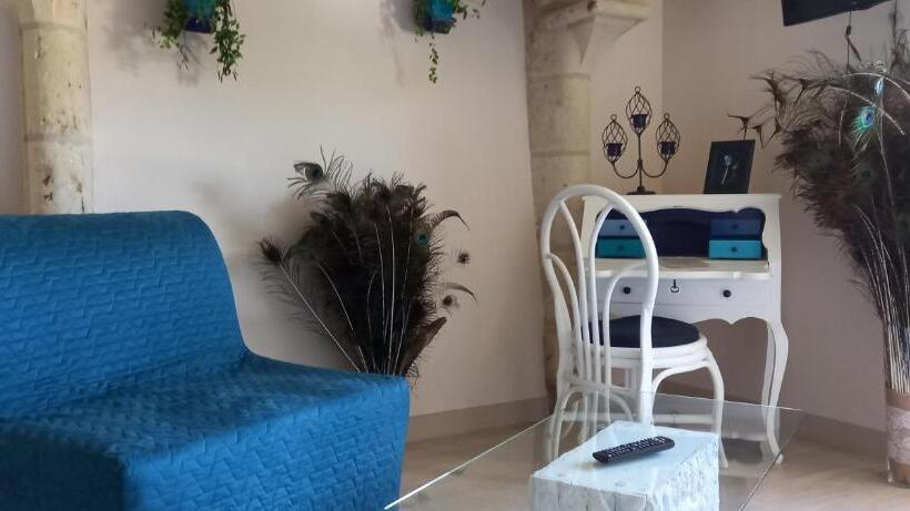 침실 2개 주택, Aux Penates De Toni Beauval