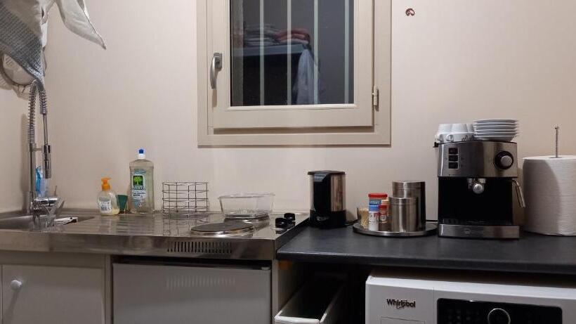 디럭스 룸 킹사이즈 침대, Aux Penates De Toni Beauval