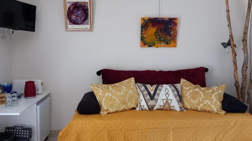 디럭스 룸 킹사이즈 침대, Aux Penates De Toni Beauval