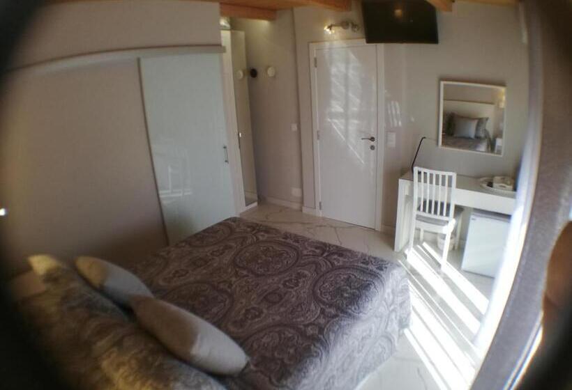 اتاق لوکس, Nueva Suite Jacuzzi Relax Beach & Mountain